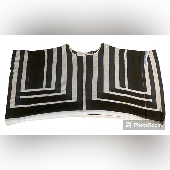 For Cynthia Button Back Boat Neck Short Sleeved Poncho - Picture 2 of 5